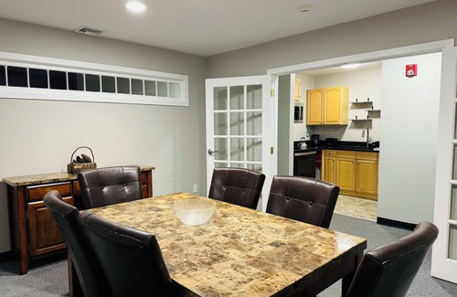 Bethany Apartment | Minutes from New Haven! Safe, spacious, quiet & unique accommodation for all!