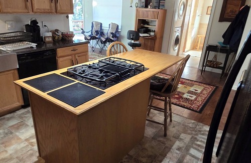 Dunnellon House | Minutes from Rainbow Springs, 2/2, lake front home! Beautiful back porch!