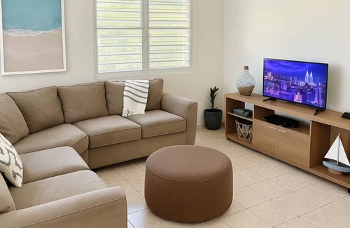 Capaez House | Minutes to EVERYTHING! Gated home! AC in all rooms!