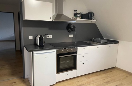 Gelsenkirchen-Mitte Condo | MIO's Modern DG. Apartment in central location