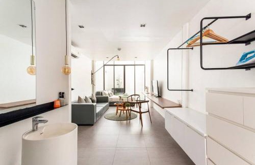Si Phraya Villa | MIQ 5br/Silom Bts,Mrt/Wifi 1000MB/Jacuzzi/16pax