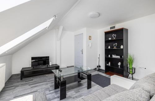 Erzsebetfalva House | Mira Nest - Budapest City