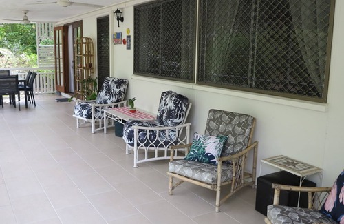 Arcadia Cottage | Mirabel Cottage - Charming, comfortable and well-equipped, in easy walking distance to beaches
