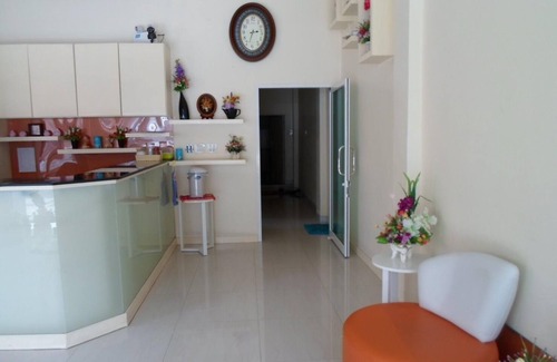 Pak Nakhon Hotel | Miracle Moon Resident