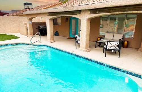 Las Vegas House | Mirage Pool House - Heart of LV, Swimming Pool, Games, heavenly relaxation