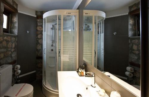 Aghios Athanasios Hotel | Miramonte Chalet Hotel Spa