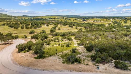 Johnson City House | Miranda In The Hill Country - Hacienda Amor
