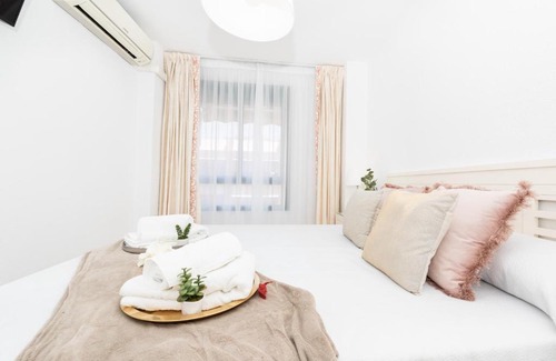 El Ejido Apartment | Miranda Premium Center