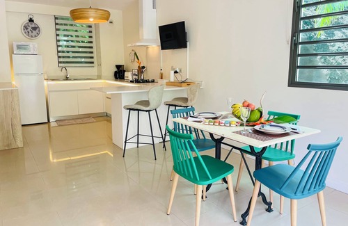 Punaauia Condo | Miri Coconut, 1 bdr flat with pool in a calm area near the sea and town
