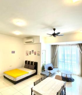 Miri Apartment | MiriTimesSquare DAJ#5 FREE WiFi