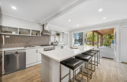 West Haven House | Mirror Bay
