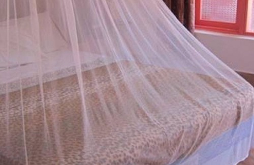 Sultan Hamud Hotel | Miryam Village Inn Safari Lodge