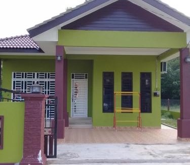 Marang House | Mirza Homestay Marang