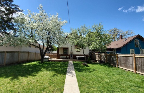 Minneapolis House | Mission-style Craftsman home that marries timeless charm with modern comfort