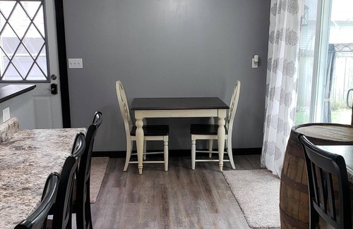 Southside House | Mississippi Modern ☆Prairie du Chien, WI☆ 7guests☆