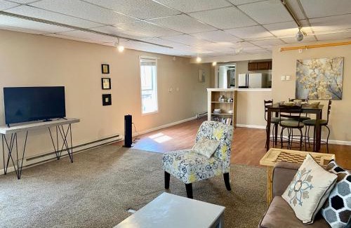 Pepin Apartment | Mist Condo - Cute 1 Bedroom Just 2 Blocks To Beach