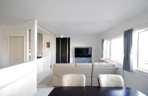 Teine House | Mist