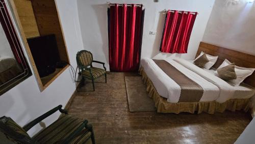 Khattalwada Cabin | Misto cafe & Homestay kasauli
