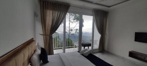 Devikolam Hotel | Misty Cabin Valley View