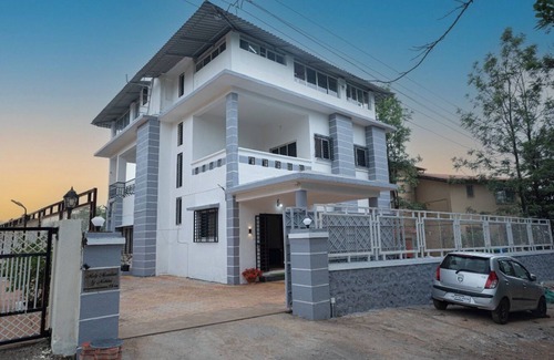 Wai Villa | Misty Mountain by Maheru – 5 bhk Luxury Villa with Scenic Views & Pool