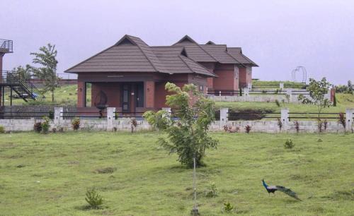 Mannarkkad Hotel | Misty Valley Resort