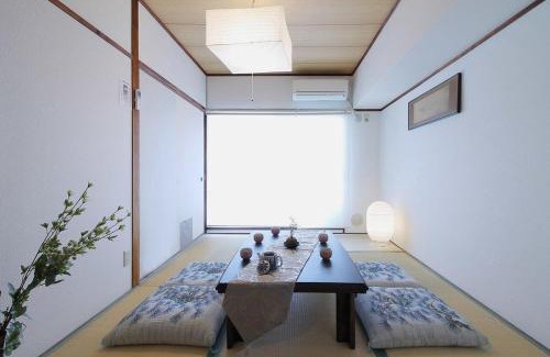 Hiroshima City Centre Apartment | Mitao bld - 2 Bedroom Apt 4mins to PeacePark for 9ppl