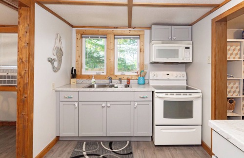 Harshaw House | Mitchell Lane Retreat