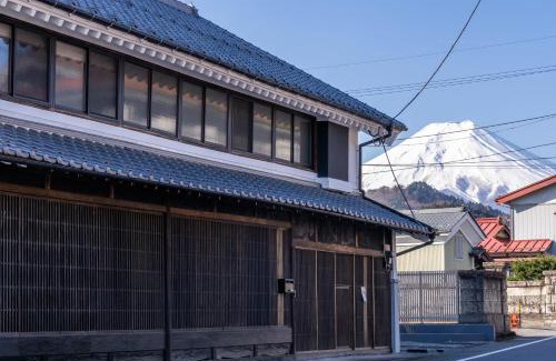 Nishikatsura Villa | MITSU-House