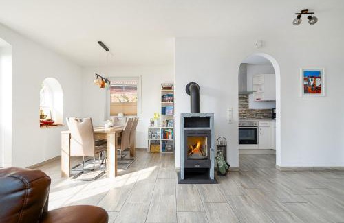 Eilsum House | Mittsommer