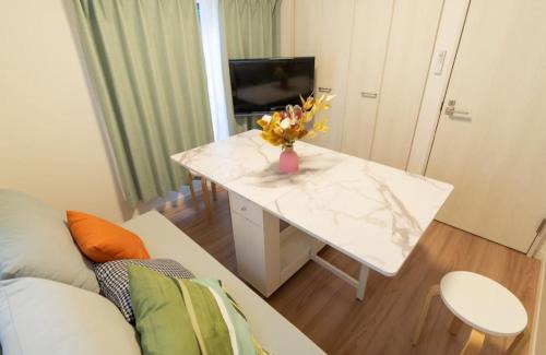 Ikebukuro Apartment | MIZUKEN Home With Living Room And Sofa Bed