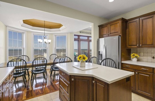 Hilton House | MM Properties Lake Ontario: The Oasis