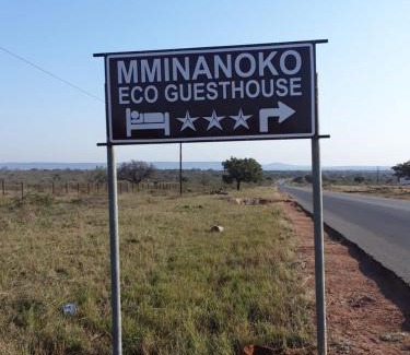 Ephraim Mogale House | Mminanoko Eco Guesthouse