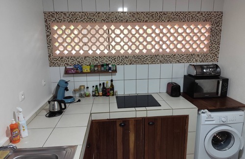 Cayenne House | MO TI KOTE