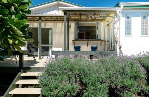 Blackpool House | Moa Bach - Blackpool Holiday Home