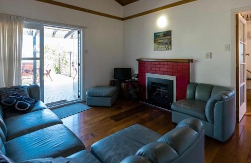 Blackpool House | Moa Bach - Blackpool Holiday Home