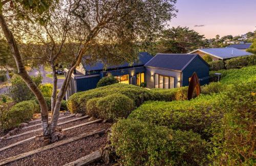 Blackpool House | Moa Whare - Stay Waiheke