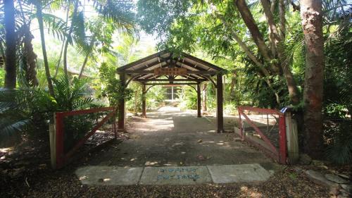 Horseshoe Bay House | Moana Cottage, Stroll To Horseshoe Bay Beachfront