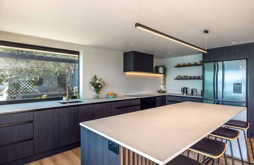 Surfdale House | Moana Retreat | Stay Waiheke