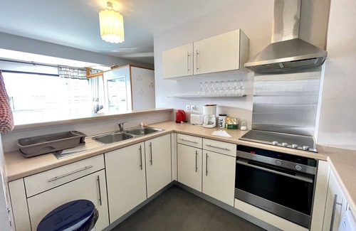 Papeete Apartment | Moana Studio - downtown Papeete - WiFi/A/C/Netflix/parking - 3 people