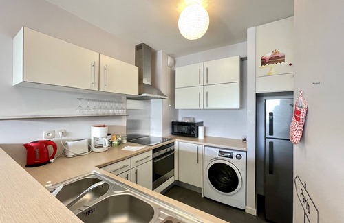 Papeete Apartment | Moana Studio - downtown Papeete - WiFi/A/C/Netflix/parking - 3 people
