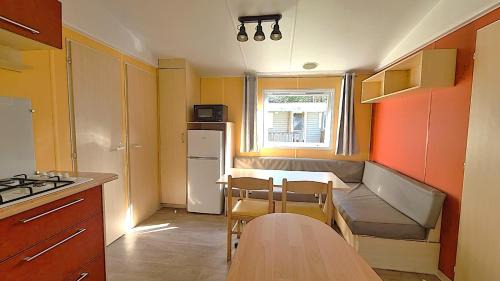 La Boissiere-de-Montaigu Other | Mobil Home XL TV 2 Ch 5 Pers Puy du Fou Helfest 600PS