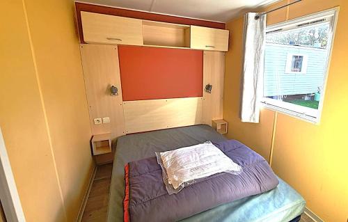 La Boissiere-de-Montaigu Other | Mobil Home XL TV 2 Ch 5 Pers Puy du Fou Helfest 600PS