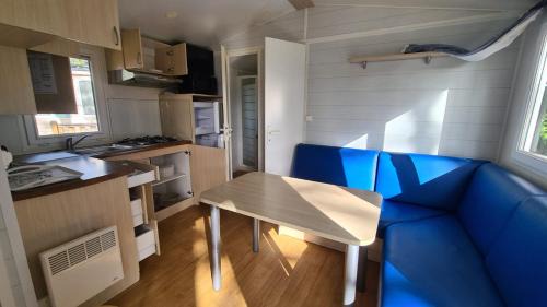 La Boissiere-de-Montaigu Other | Mobil home ACCESS avec TV 2 Ch 5 Pers Puy duFou 210FS