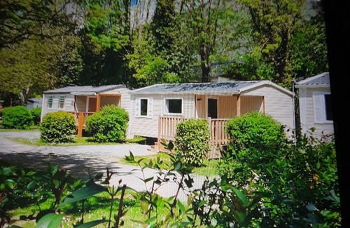 Laruns House | Mobil-home 4 Personnes Camping 4 Étoiles Piscine