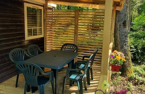Saint-Cheron House | Mobil home 6 pers camping 3* sur belle parcelle au calme