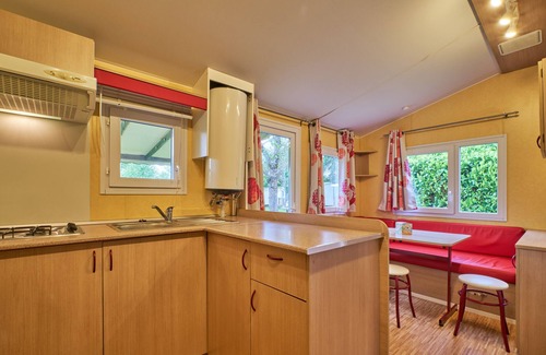 Mens RV Rental | Mobile Home "5 Personnes 209" with Shared Pool & Private Terrace