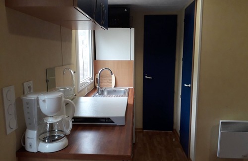Plougonver House | Mobile home in an old farmhouse on 3.5 ha