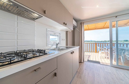 Fertilia House | Mobilehome mit Pool
