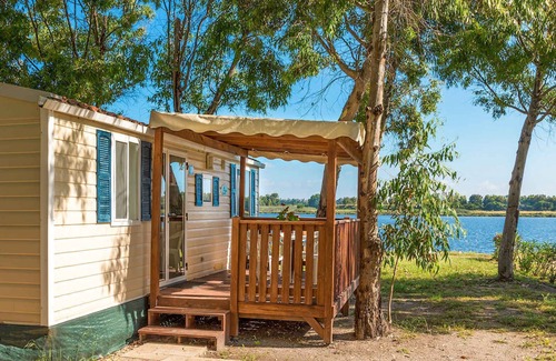 Fertilia House | Mobilehome mit Pool