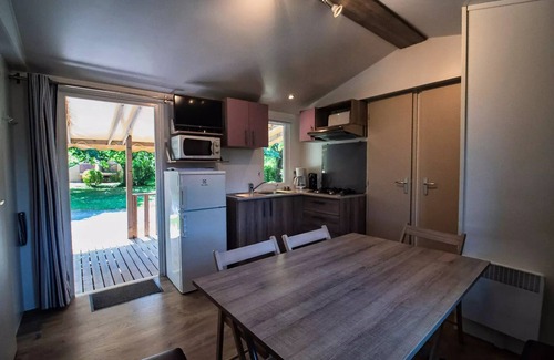Soreze House | Mobilheim Wood Comfort 32m2 - 3 Schlafzimmer - Halb überdachte Terrasse - TV 6 Personen